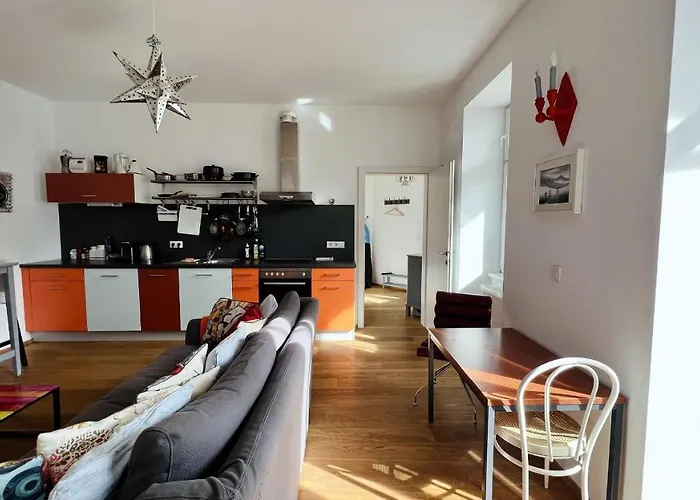 Cozy Retreat With Large Balcony Near Schoenbrunn Apartment Vienna